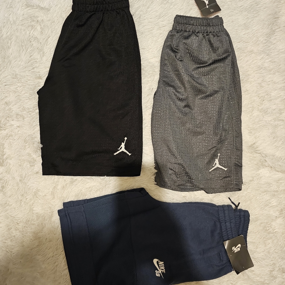 Jordan short for Boys 3 PC Size S